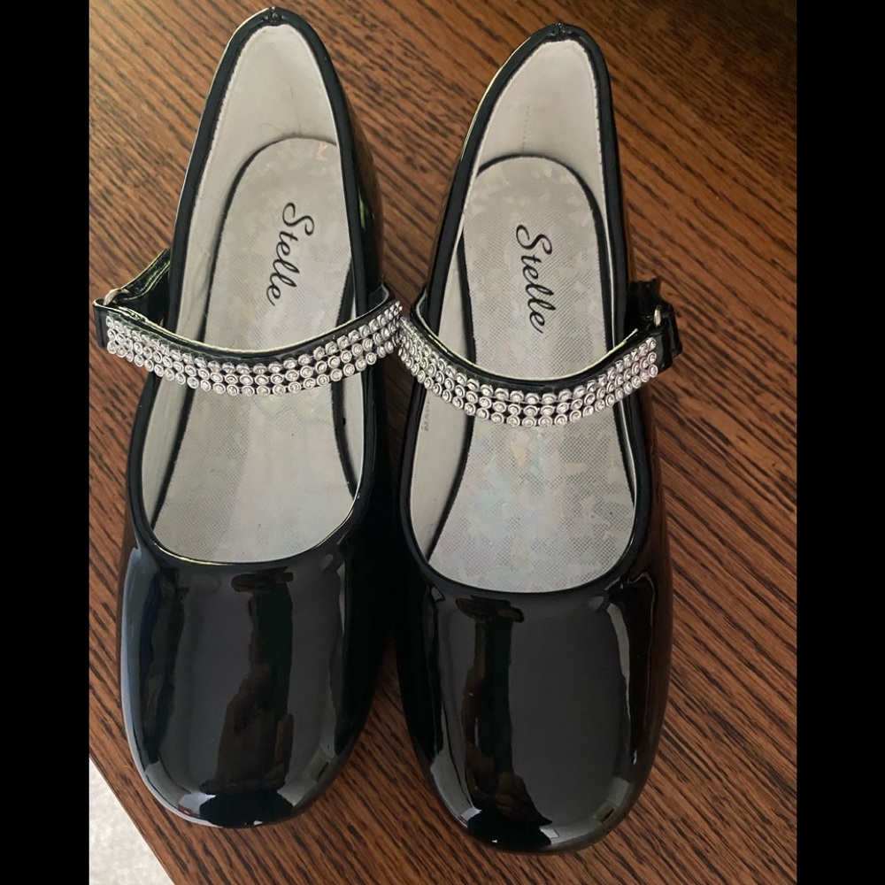 Stelle Mary Janes